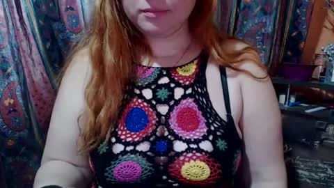 Snapshot of zara_red chatting on January 17, 2025, 10:33 am Kate. if im not here im here foxy red333 online show from January 17, 2025, 10:33 am