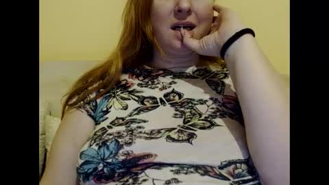 Snapshot of zara_red chatting on January 27, 2025, 5:03 am Kate. if im not here im here foxy red333 online show from January 27, 2025, 5:03 am