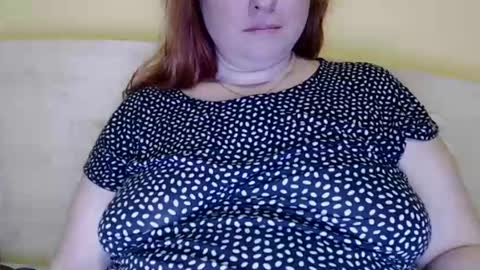 Snapshot of zara_red chatting on January 28, 2025, 7:22 am Kate. if im not here im here foxy red333 online show from January 28, 2025, 7:22 am