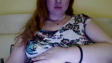 Snapshot of zara_red chatting on February 3, 2025, 12:57 pm Kate. if im not here im here foxy red333 online show from February 3, 2025, 12:57 pm