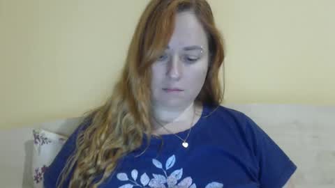 Snapshot of zara_red chatting on September 25, 2025, 9:46 am Kate. if im not here im here foxy red333 online show from September 25, 2025, 9:46 am
