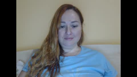 Snapshot of zara_red chatting on October 20, 2025, 8:15 am Kate. if im not here im here foxy red333 online show from October 20, 2025, 8:15 am