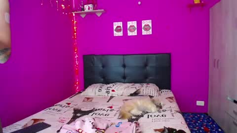 ZARA ANYELINA online show from December 30, 2024, 6:53 am