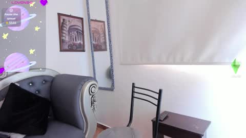 Snapshot of zaratrump chatting on September 20, 2025, 8:21 pm zaratrump online show from September 20, 2025, 8:21 pm