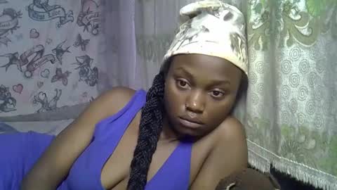 Snapshot of zarinamarlin chatting on May 7, 2026, 4:07 am zarinamarlin online show from May 7, 2026, 4:07 am