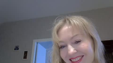Zarina Swift online show from January 15, 2026, 4:39 am