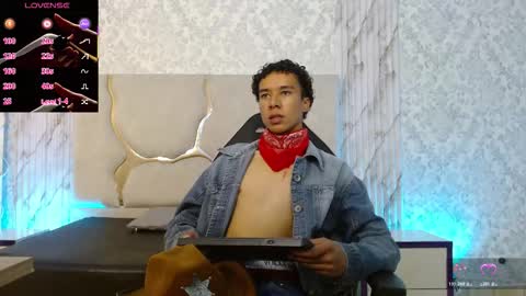 zayn_tay online show from January 12, 2026, 7:19 pm