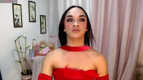 zaynelustts online show from December 15, 2025, 12:53 pm