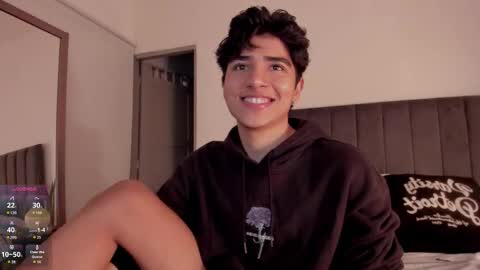 Snapshot of zayotto chatting on December 4, 2025, 6:23 am Hii im Zay. I save money for education. PVT Open. online show from December 4, 2025, 6:23 am