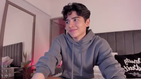 Snapshot of zayotto chatting on December 21, 2025, 7:26 am Hii im Zay. I save money for education. PVT Open. online show from December 21, 2025, 7:26 am