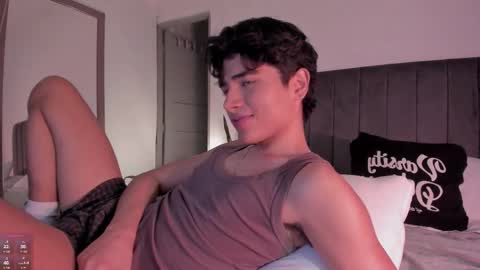 Snapshot of zayotto chatting on January 13, 2026, 6:08 am Hii im Zay. I save money for education. PVT Open. online show from January 13, 2026, 6:08 am