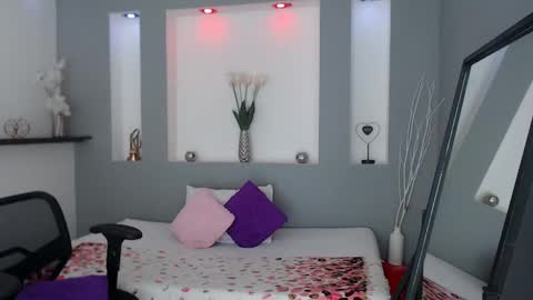 Karolyne online show from February 27, 2025, 5:26 pm