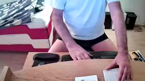 zebulon2023 online show from January 13, 2026, 6:51 am