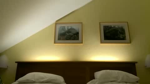 Snapshot of zech2455 chatting on November 19, 2025, 9:48 pm zech2455 online show from November 19, 2025, 9:48 pm