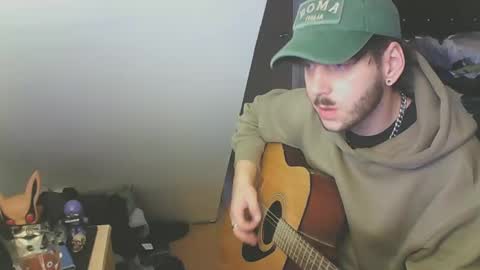 Snapshot of zedbooy chatting on December 28, 2024, 1:06 pm Zed online show from December 28, 2024, 1:06 pm