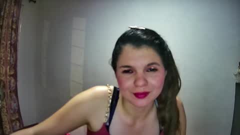 zelda_princess77 online show from November 9, 2025, 2:54 am