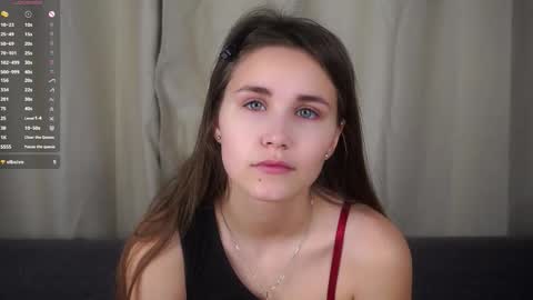 Emilia online show from November 16, 2025, 1:22 am