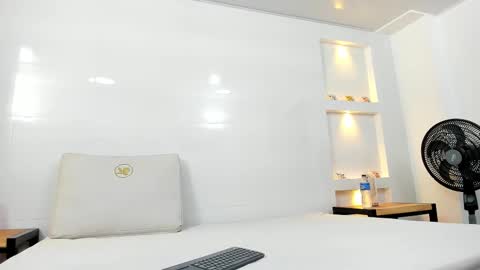 Zenda Evans online show from February 4, 2026, 3:34 am