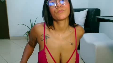 Snapshot of zendaya444 chatting on September 10, 2025, 11:38 pm zendaya444 online show from September 10, 2025, 11:38 pm