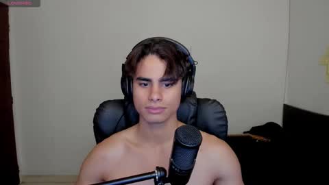 Snapshot of zenhzu chatting on November 16, 2025, 10:15 pm zenzhu online show from November 16, 2025, 10:15 pm