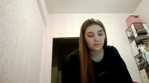 zeniabrossoit online show from March 30, 2026, 12:17 pm