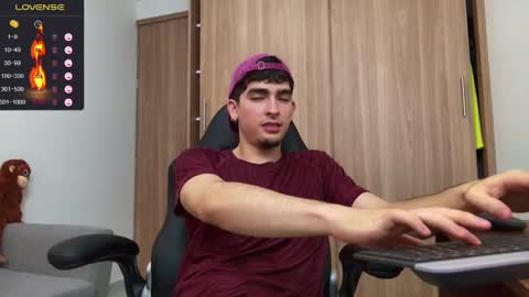 Zenn online show from December 9, 2024, 11:26 am