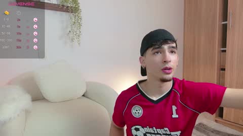 Zenn online show from March 5, 2025, 1:06 pm