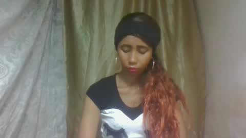 zeolineess online show from November 11, 2025, 2:22 am