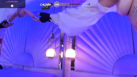    online show from February 18, 2025, 8:47 pm