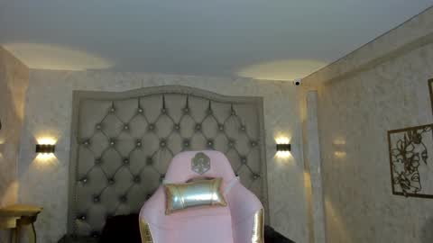 Snapshot of zephyra_angels1 chatting on January 20, 2025, 4:34 pm ZEPHYRA ANGELS online show from January 20, 2025, 4:34 pm