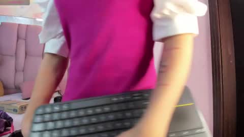 Snapshot of zephyra_angels1 chatting on March 3, 2025, 4:25 am ZEPHYRA ANGELS online show from March 3, 2025, 4:25 am