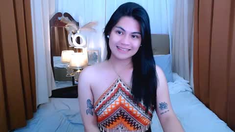 Snapshot of zephyraaaaa chatting on April 15, 2026, 2:35 pm zephyraaaaa online show from April 15, 2026, 2:35 pm
