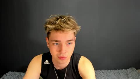 Ethan online show from May 5, 2026, 2:08 am