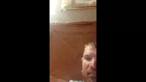 zesisnutz online show from May 19, 2026, 3:46 am