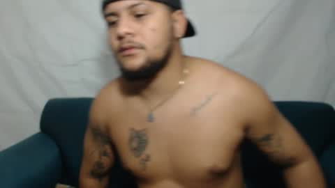 zeus_030 online show from March 23, 2026, 2:26 am