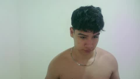 Snapshot of zeus_183 chatting on June 6, 2026, 5:23 am zeus_183 online show from June 6, 2026, 5:23 am