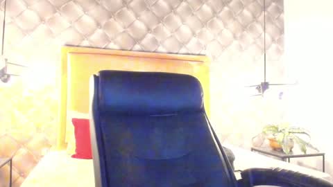 zeus online show from January 24, 2025, 11:37 am