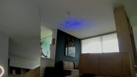 zeus online show from November 2, 2025, 7:38 pm