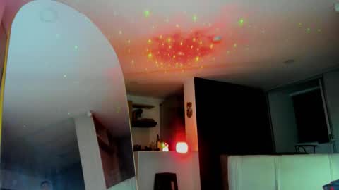 zeus online show from November 15, 2025, 6:44 am