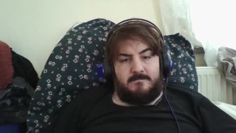 zH1NaSaH online show from April 8, 2026, 7:52 am