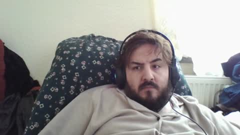 zH1NaSaH online show from April 10, 2026, 8:41 am