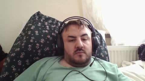 zH1NaSaH online show from April 13, 2026, 6:19 am