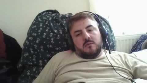 zH1NaSaH online show from April 27, 2026, 9:07 am