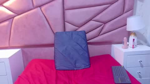 Snapshot of zhilakya chatting on February 17, 2026, 6:36 pm Zhilakya online show from February 17, 2026, 6:36 pm