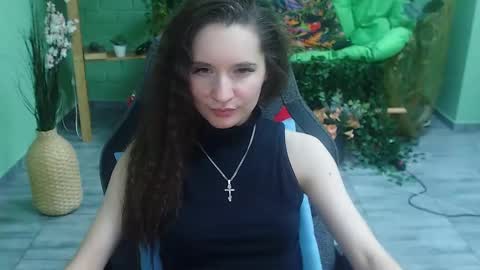 zianichols online show from February 18, 2025, 11:41 pm