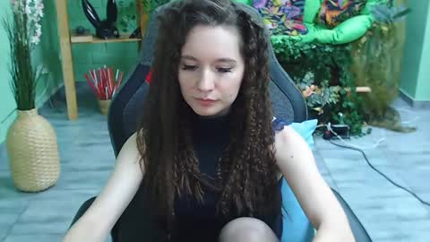 zianichols online show from February 27, 2025, 11:52 am