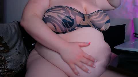 zinacorleone online show from March 30, 2026, 9:16 pm