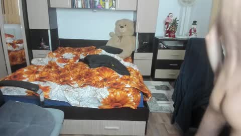 zincky online show from February 26, 2025, 4:35 pm