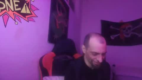 Snapshot of zinzifeet1980 chatting on January 15, 2025, 5:05 pm Zinzi online show from January 15, 2025, 5:05 pm