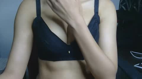 Ziyaa online show from November 16, 2025, 3:56 am